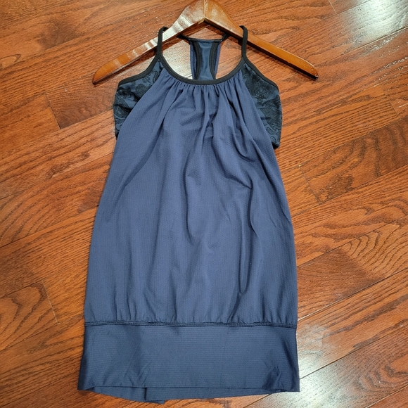 Lululemon tank top combo size 6 - Picture 4 of 5